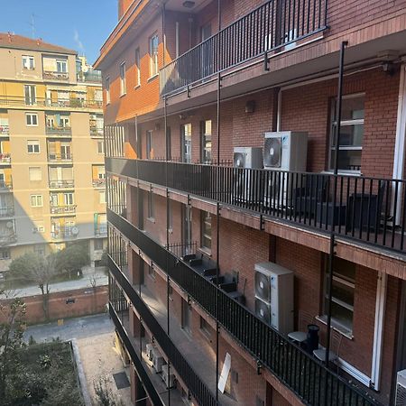 Hotel Giacosa Милано Екстериор снимка