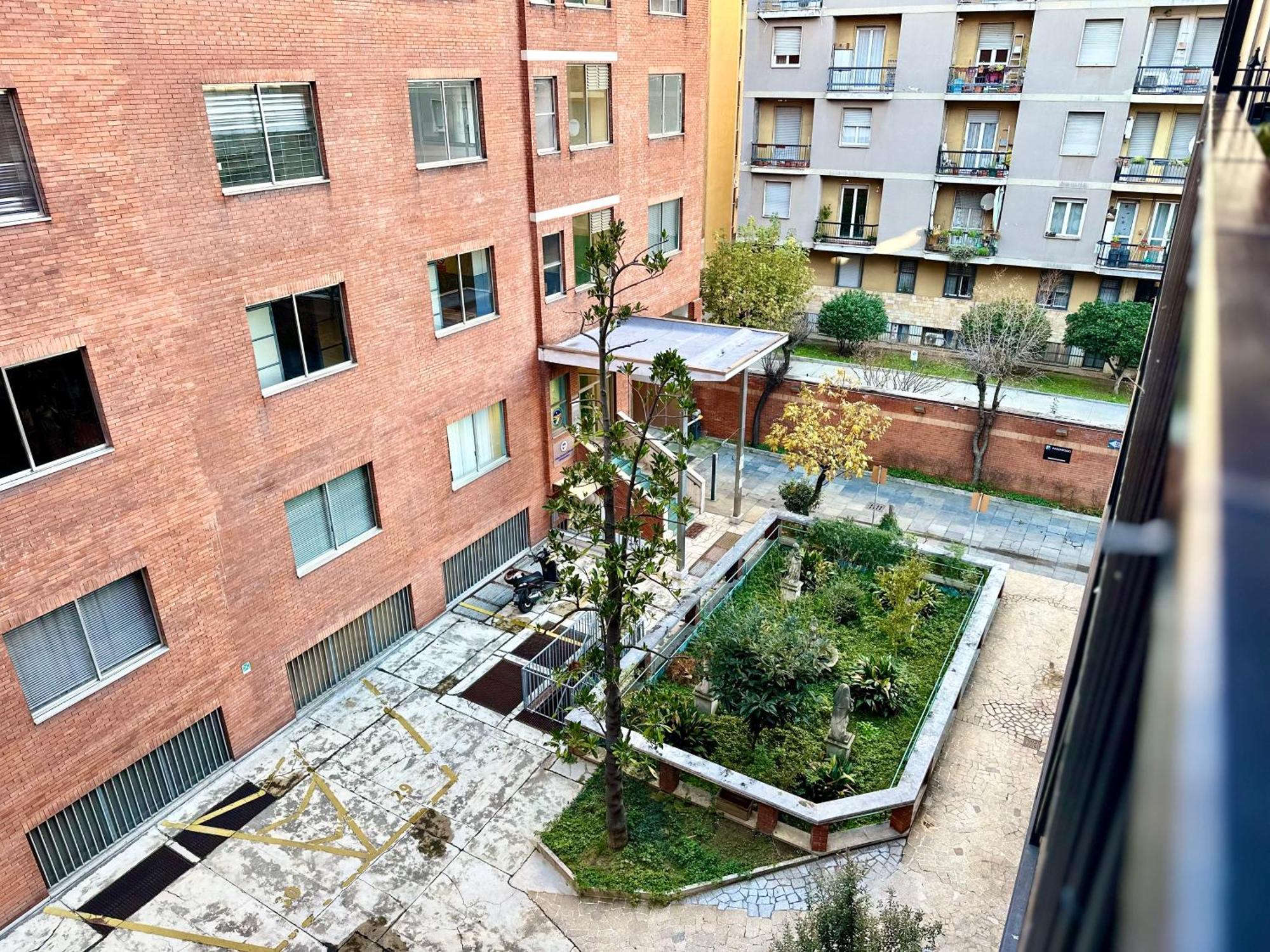 Hotel Giacosa Милано Екстериор снимка