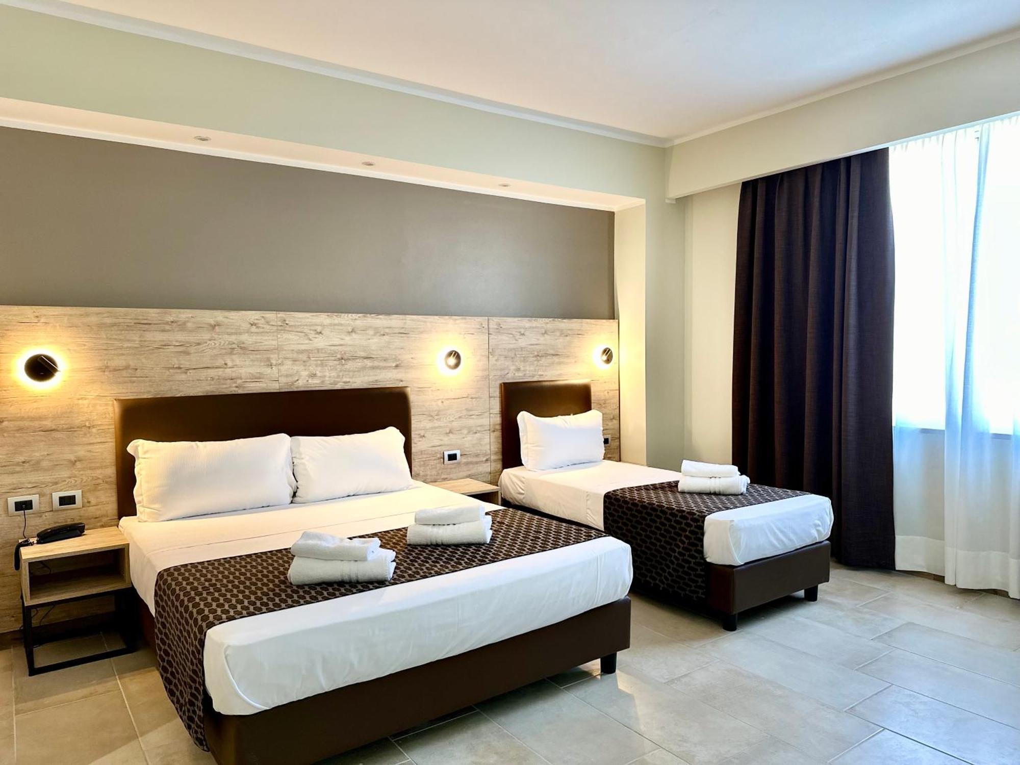 Hotel Giacosa Милано Екстериор снимка