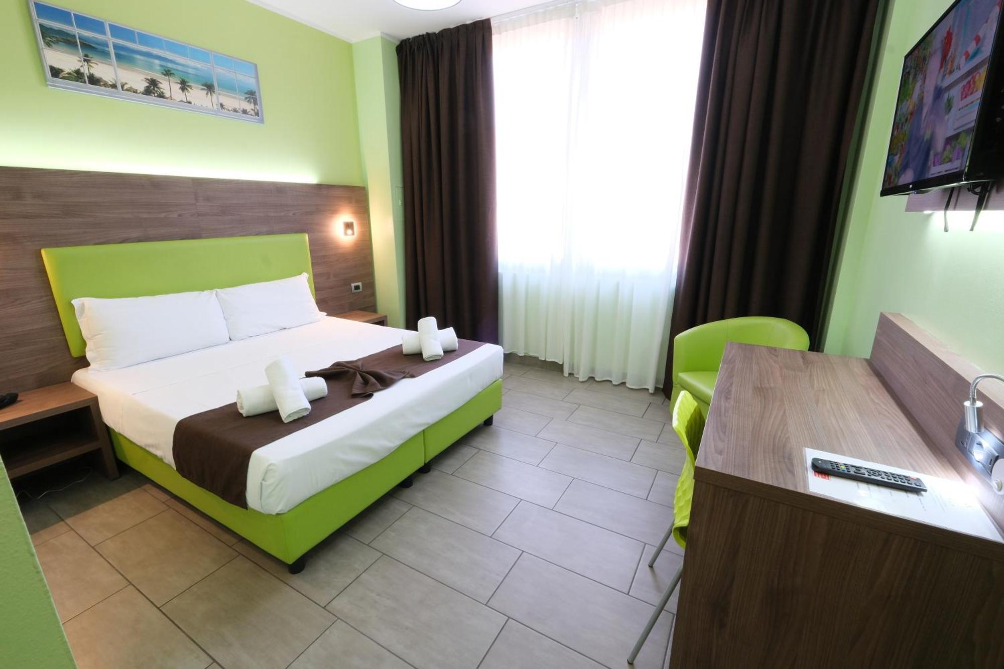 Hotel Giacosa Милано Екстериор снимка