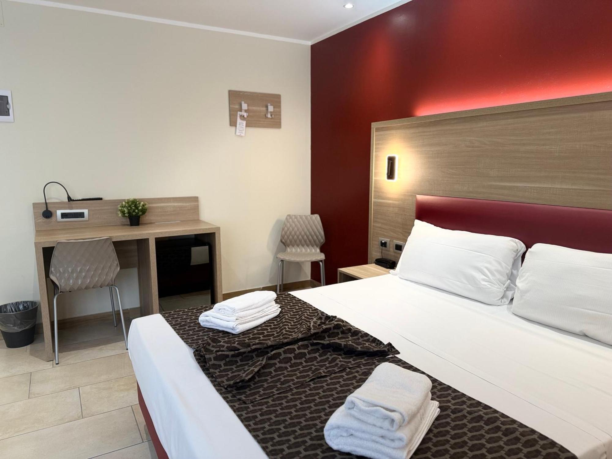 Hotel Giacosa Милано Екстериор снимка